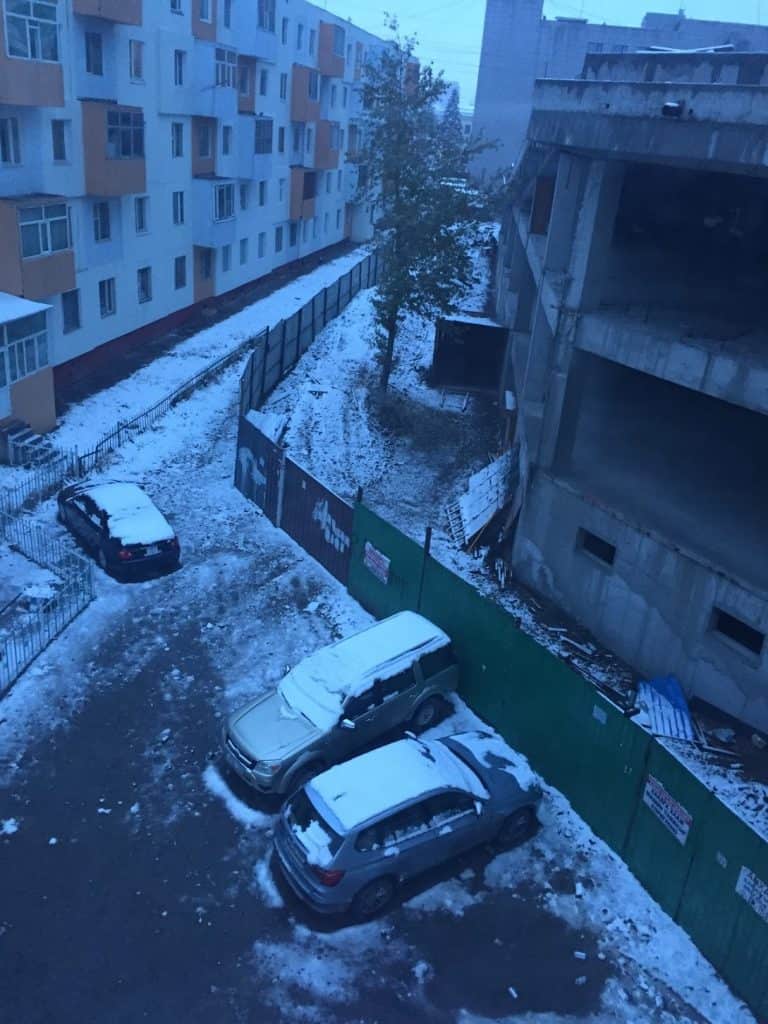 Winter in UB - Autos im Schnee