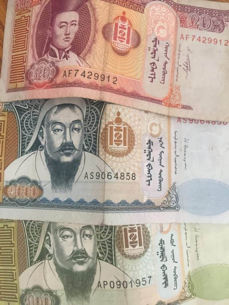 Mongolische Geldscheine - 20er, 500er und 1000er